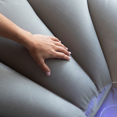 InnovaGoods Chight LED Inflatable Armchair - RGB Remote Control Chair with 16 Color Modes | Waterproof IP67